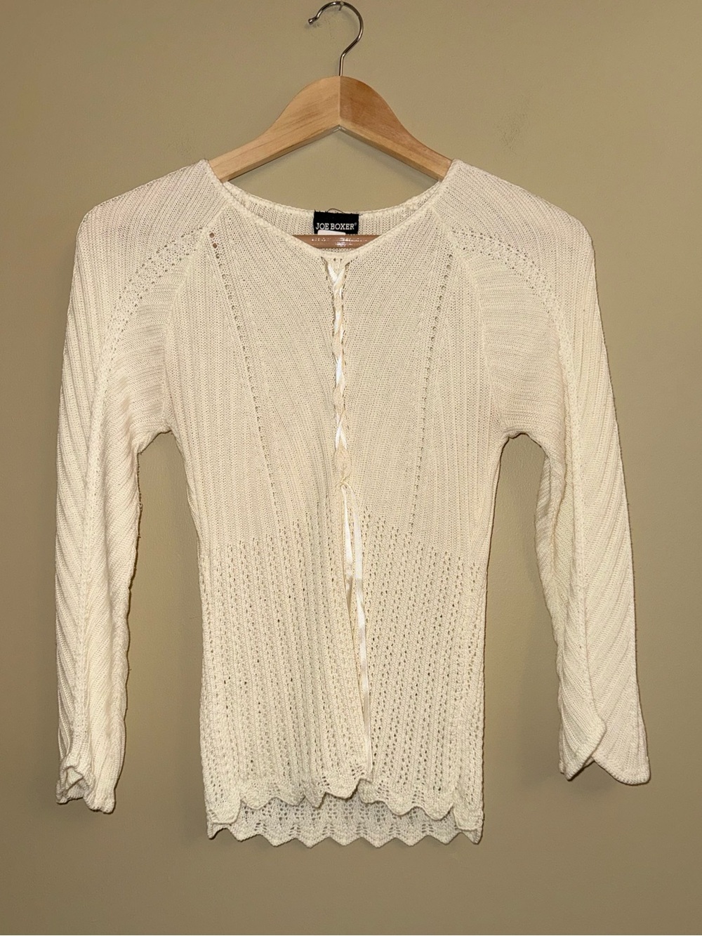 Vintage Joe Boxer Long Sleeve Fitted Vneck Knit Sweater M Ivory USA Cottagecore